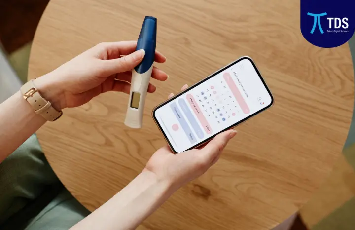 مريض يستخدم تطبيق TDS Health Works للهواتف المحمولة لمتابعة حالته الصحية في الوقت الفعلي في مصر